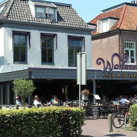 Holiday Bergense Hoek